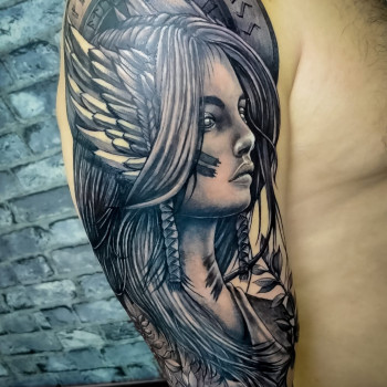 Валькирия. 
Весьма часто ко мне обращаются за тату на тему с