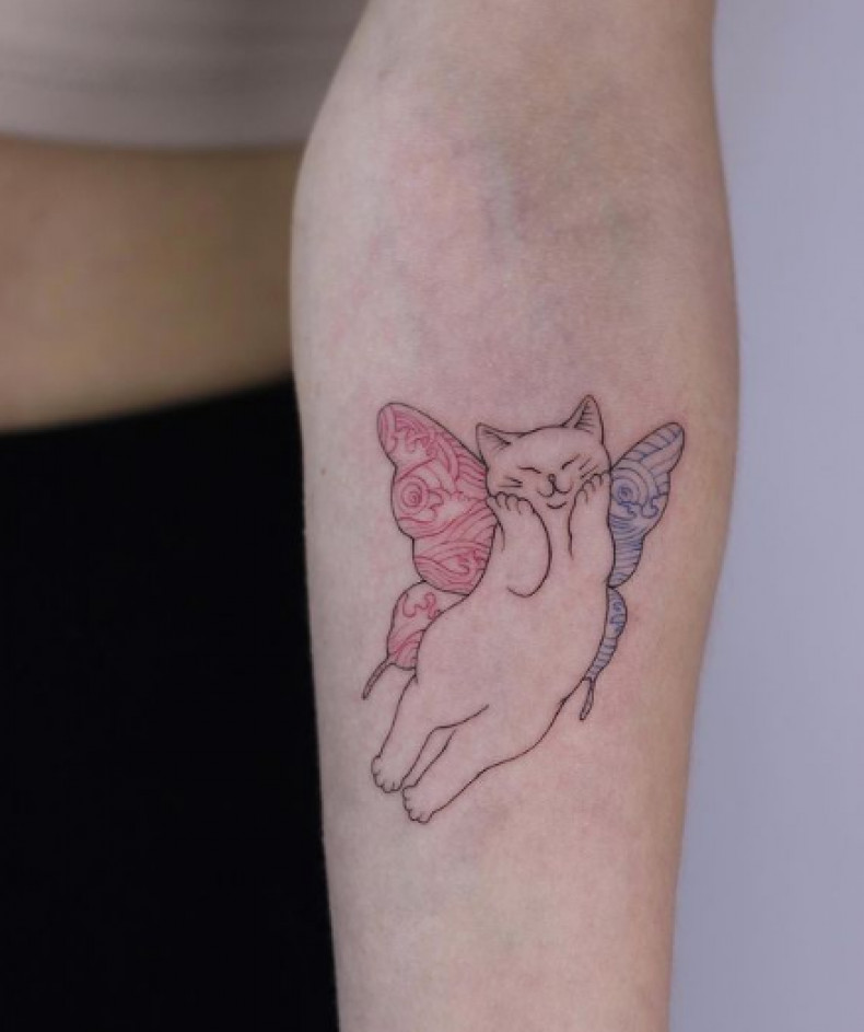 Frauen Arm Katze, photo - Tattoo-Studio Modu Studio