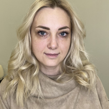 Перманентный макияж бровей 