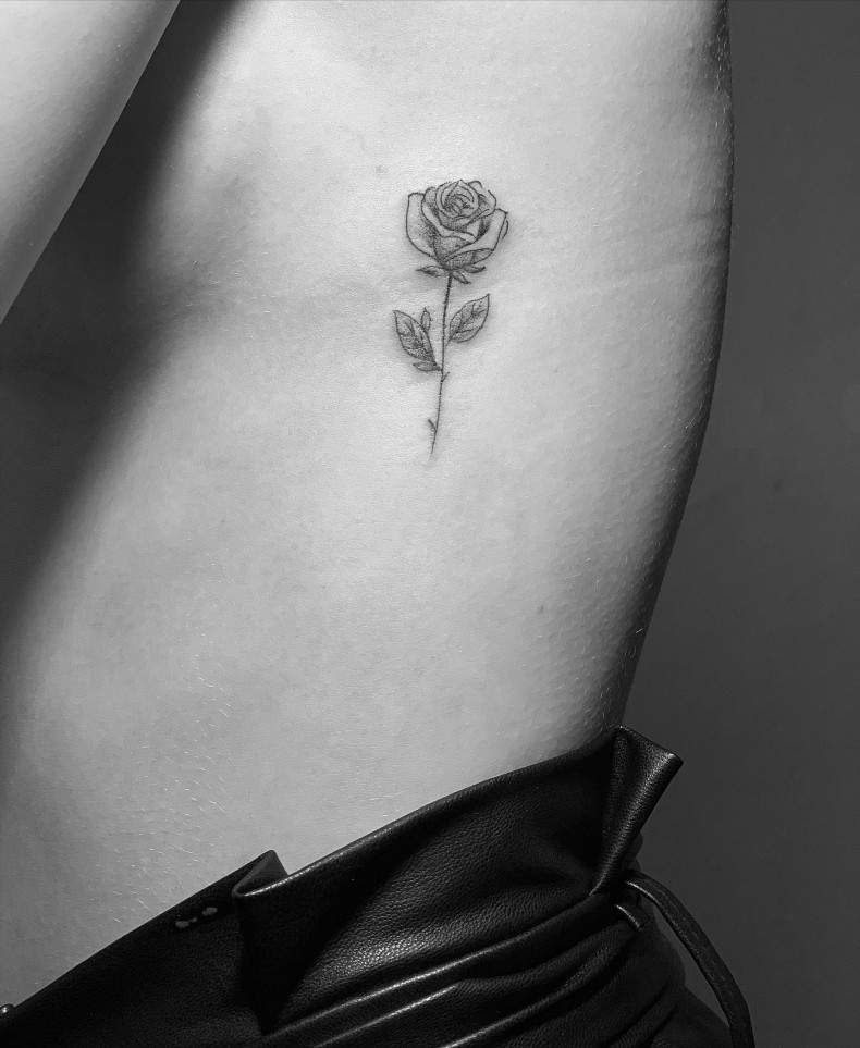 Frauen klein Mini, photo - Tattoo-Studio e.Rain