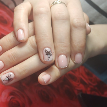 Маникюр
                    Мастер маникюра Марина Черникова Томск