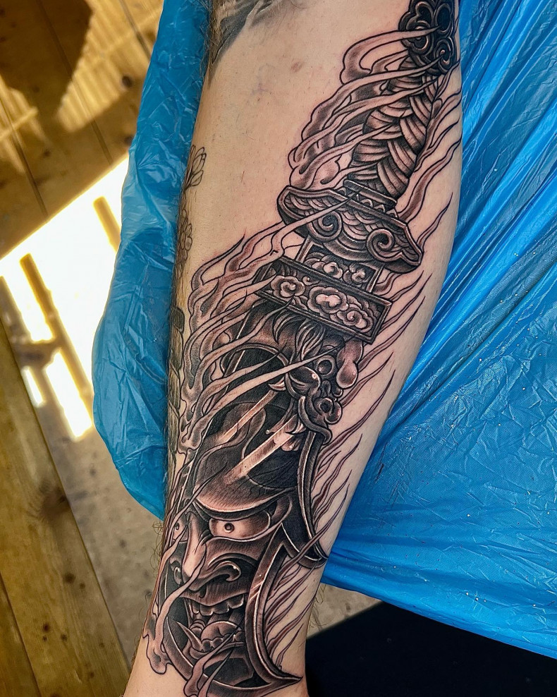 Männer Arm demon, photo - Tattoo-Studio No. 13