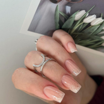 Elvira , Milan Фото - 5