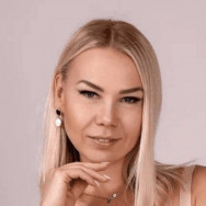 Manicurist Anastasiya Dorokhina on Barb.pro