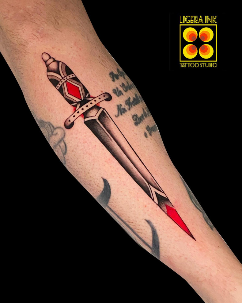 Men dagger forearm, photo - Tattoo Studio Ligera Ink.