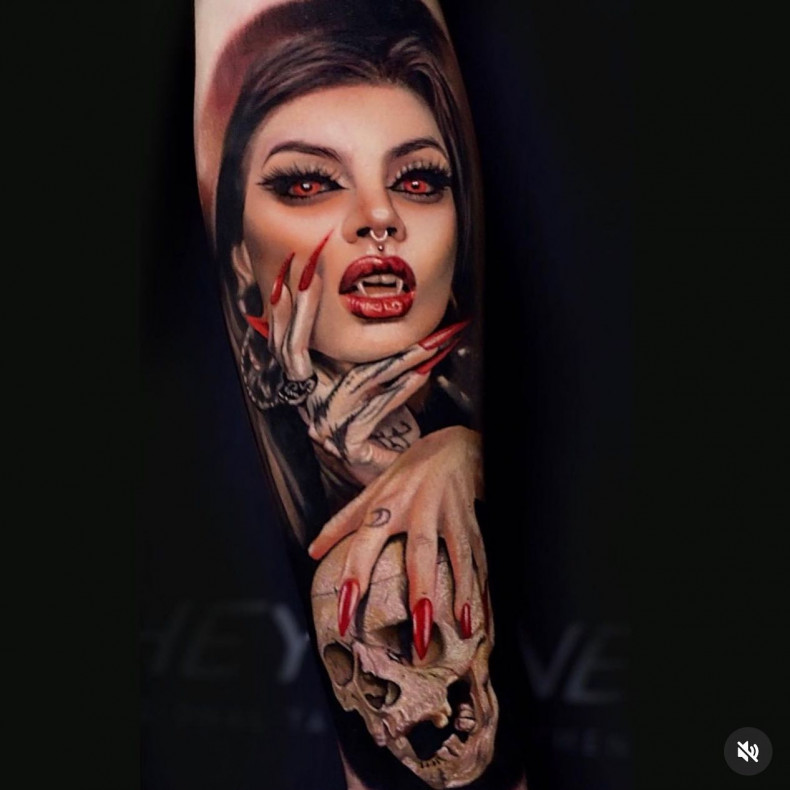 Men arm vampire, photo - Tattoo Studio Tattoo Parlour