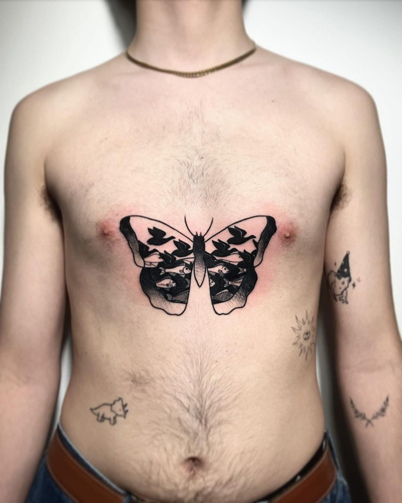 Men butterfly chest, photo - Tattoo Studio Scighera