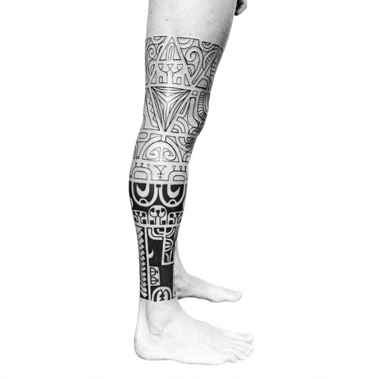 Men leg polynesian, photo - Tattoo Studio Luigi Marchini