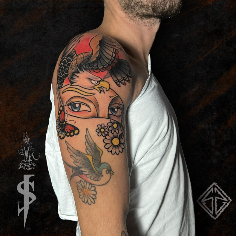 Men shoulder old school, photo - Tattoo Studio Iron Skin