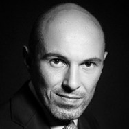 Фотограф Евгенио Милан,