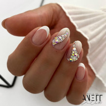 82 Exclusive Wedding Nails for Brides in 2024