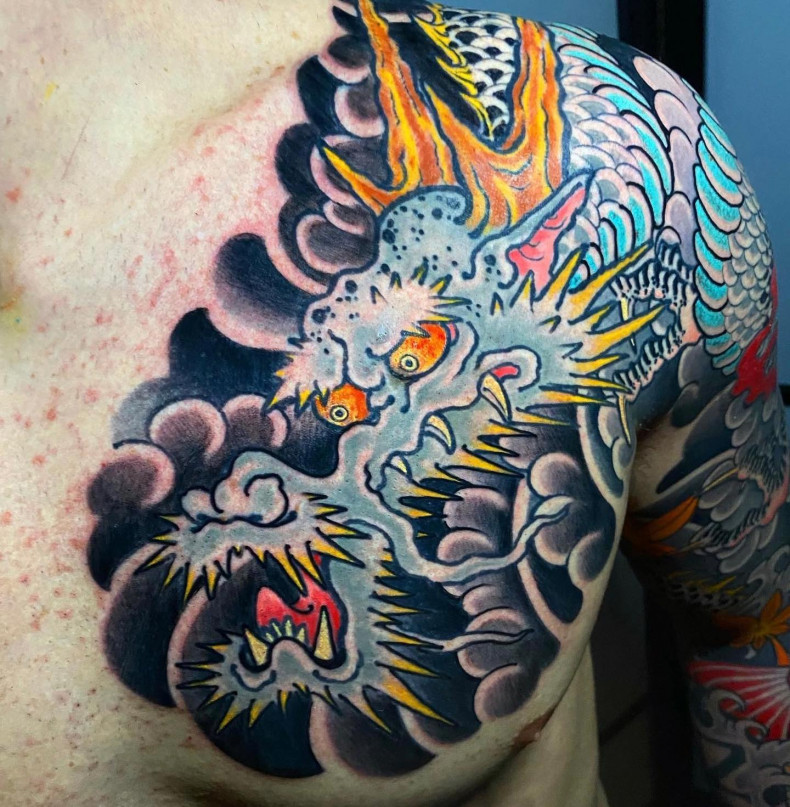 Men Chinese dragon chest, photo - Tattoo Studio Swan Song