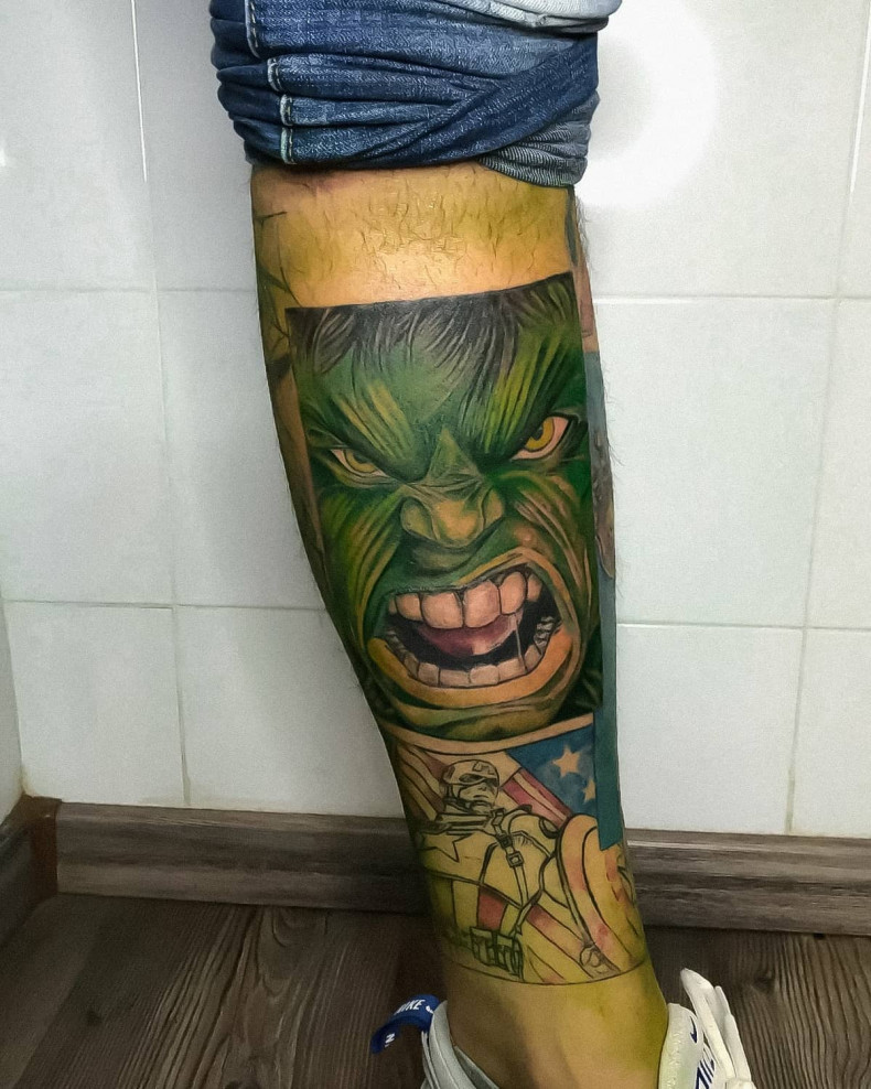 Men Marvel leg, photo - Tattoo Studio Symposium