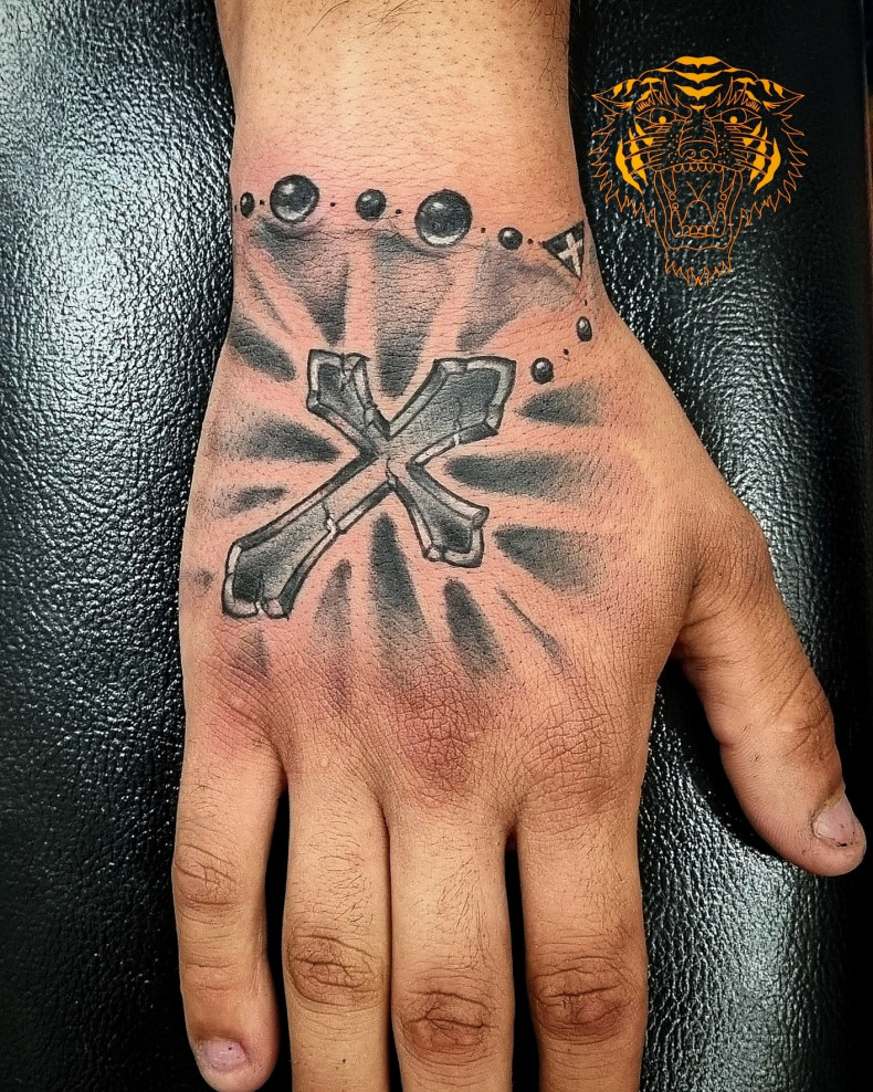 Men cross hand, photo - Tattoo Studio Family Tattoo Shop