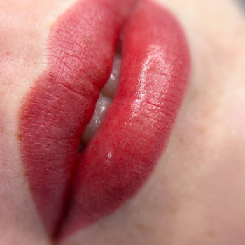 Permanentny makijaż ust Warszawa