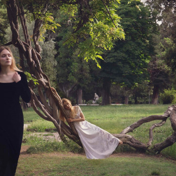 Helen Letis, Rome Фото - 5