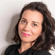 Мастер татуажа Мэри Болонья,