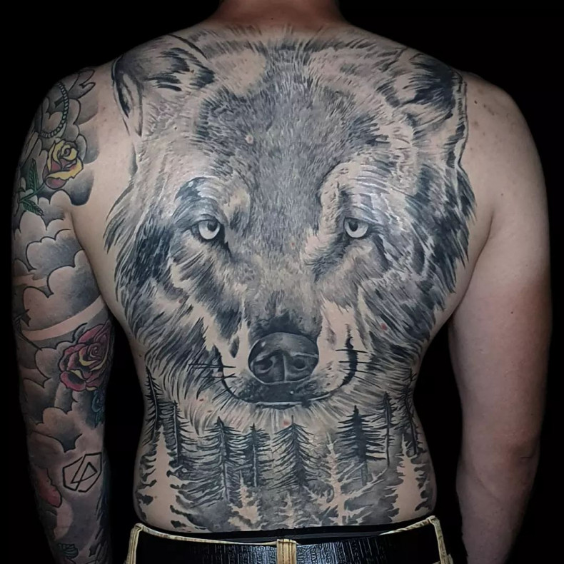 Men wolf big, photo - Tattoo Studio Black Market