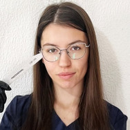 Manicurist Elizaveta Haifa,