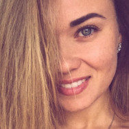 Manicurist Inga Haifa,