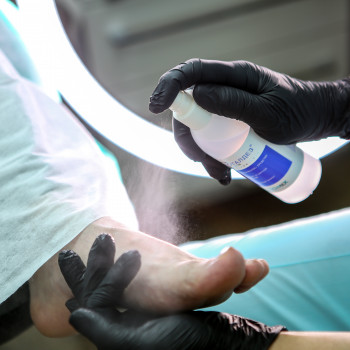 Обработка стоп и пальцев