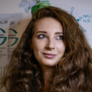 Cosmetologist Helen Haifa,