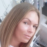 Manicurist Ann Rishon LeZion,