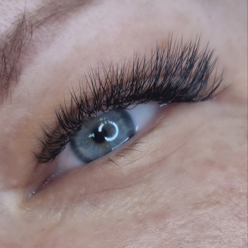 Наращивание ресниц 2д