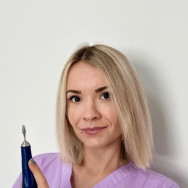 Manicurist Alena Ashdod,