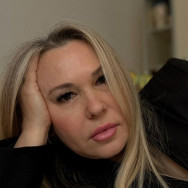 Мастер по наращиванию волос Елена Беэр-Шева,