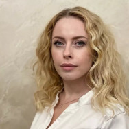 Cosmetologist Viktoriya Peskina on Barb.pro