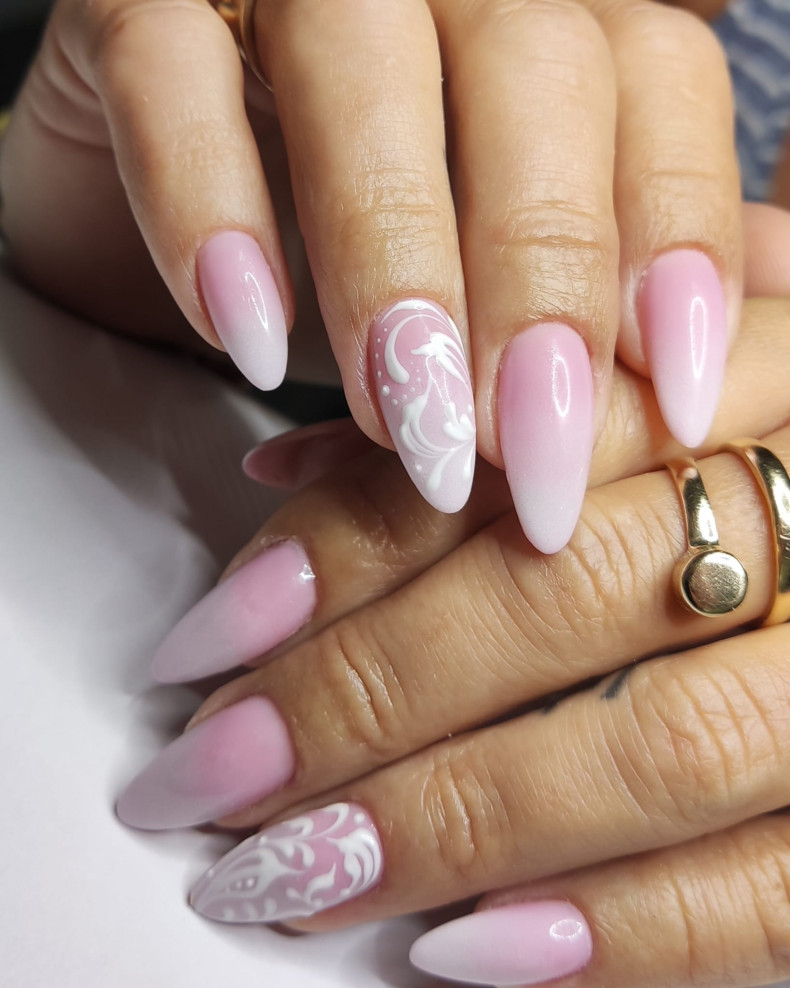 Painted pink ombre, photo - Manicurist Natalia Czernata