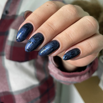 Маникюр 
                    Manicurzysta Алена Акимова Moscow