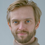 Chirurg plastyczny Maciej  Warszawa,Francuska, 42 район Saska Kępa