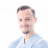 Physiotherapeut Michał Frosik on Barb.pro