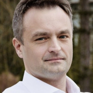 Schönheitschirurg Tomasz Mierzwiński on Barb.pro