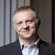 Chirurg plastyczny Artur  Kraków,Merkuriusza Polskiego, 23  район Jugovice