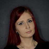 Piercing-Meister Irina Dobroshtan on Barb.pro