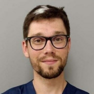 Physiotherapeut Szymon  Poznan,Wojskowa, 3L