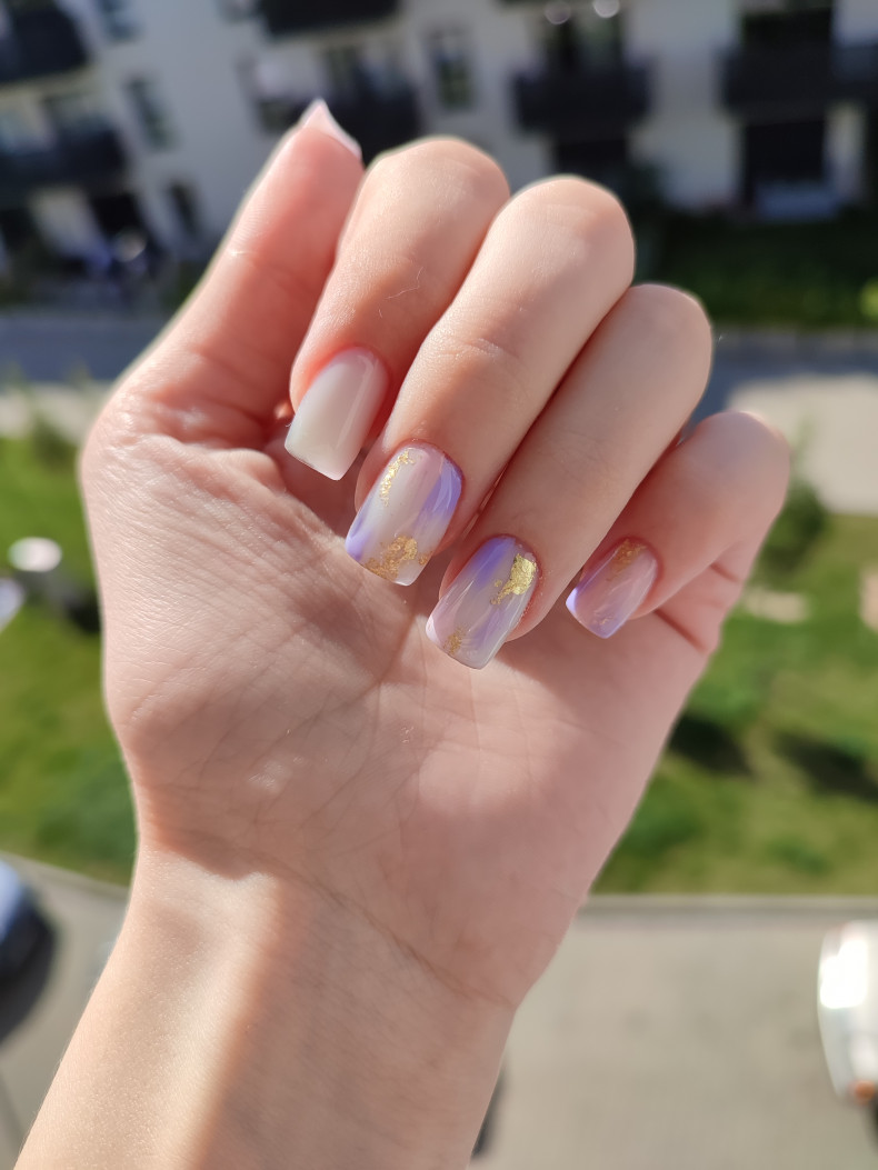 Нюдовый с золотом, photo - Мастер маникюра Svitlana Stakhurska