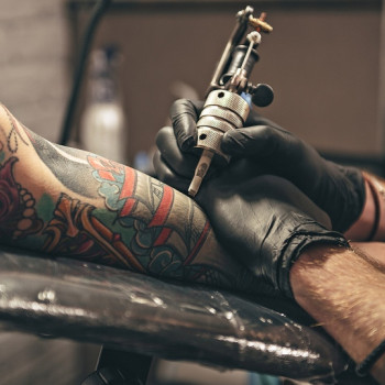 Тату, Миниатюрная татуировка (Minimal art tattoo),черно-белая татуировка (Blak&grey tatoo), Line work, Dot work, художественная тату, флористика