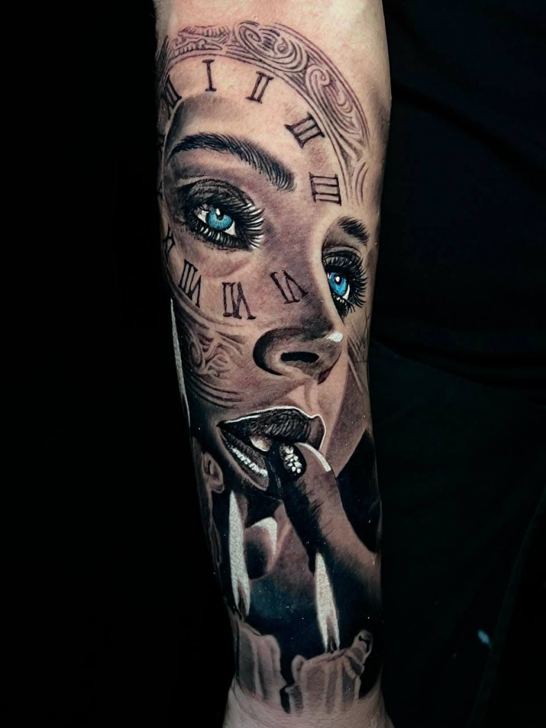 Мужские на руке девушка, photo - Тату салон Dizzy Tattoo