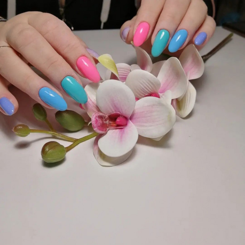 Яркий розовый голубой, photo - Подолог Екатерина Пантина