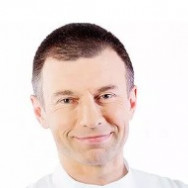Dentist Maciej Kuzminski on Barb.pro