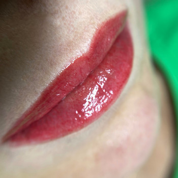 Перманентный макияж бровей и губ 
                    Мастер по перманентному макияжу, бровист, ламимейк Яна Поддубная Саратов