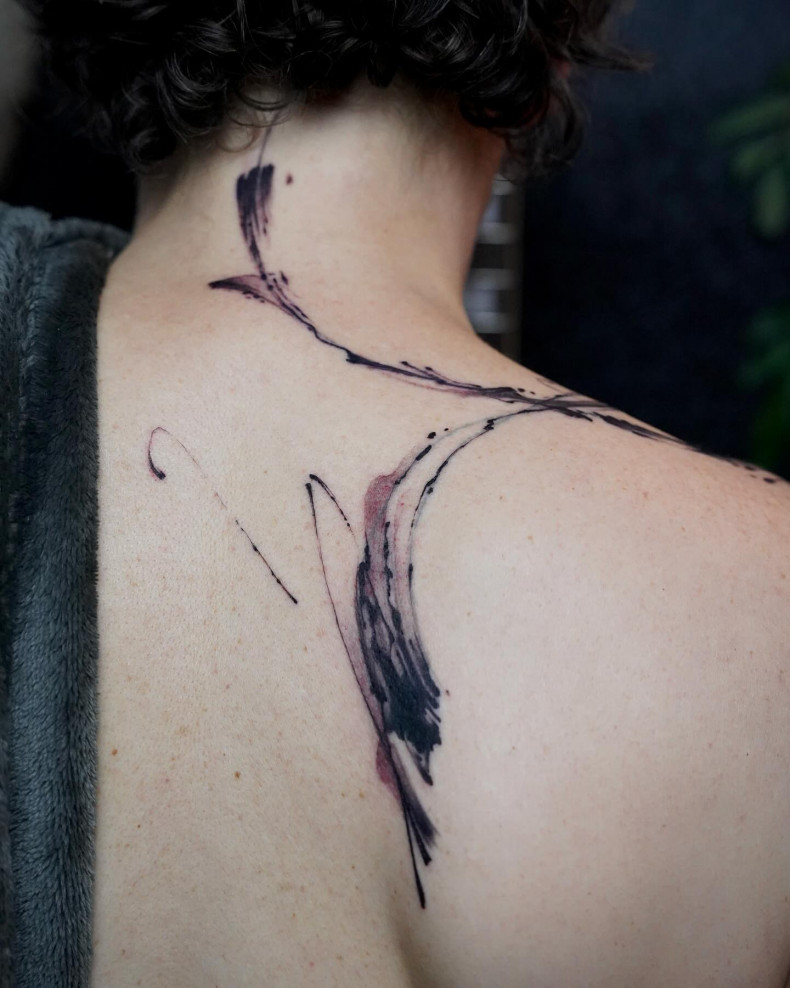 Women watercolor back, photo - Tattoo Studio White Rabbit