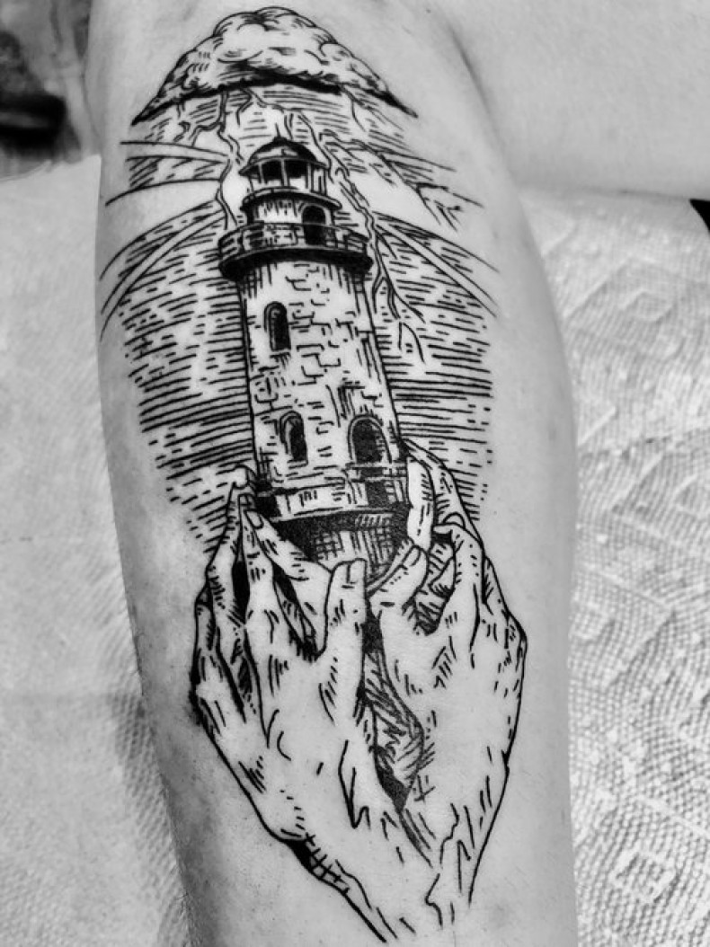 Engraving lighthouse leg, photo - Tattoo Studio Sacred Tattoo