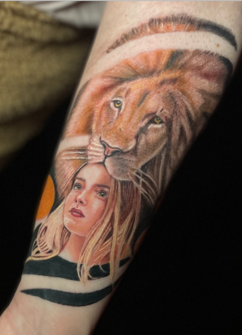 Woman face lion colorful, photo - Tattoo Studio Sacred Tattoo