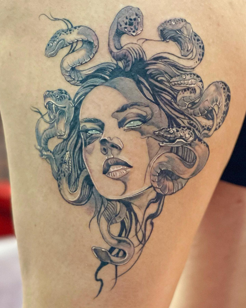 Women medusa, photo - Tattoo Master Andrey Tarasov