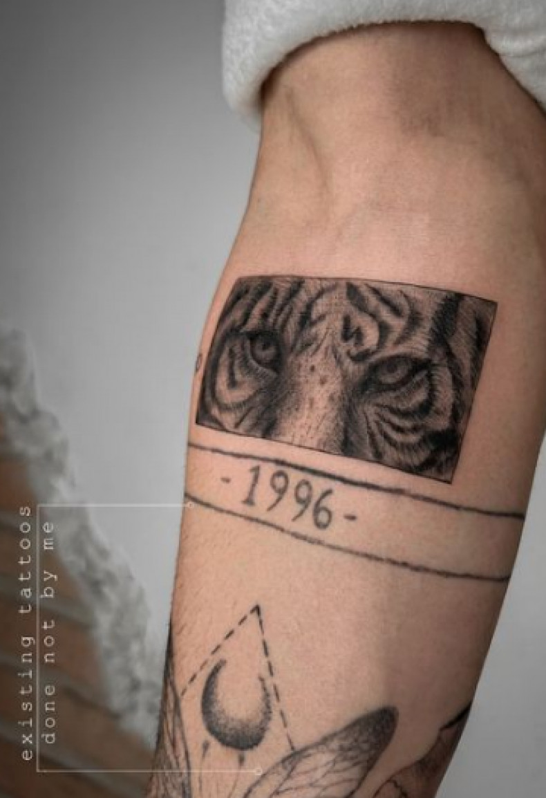 Men arm tiger, photo - Tattoo Master Temir